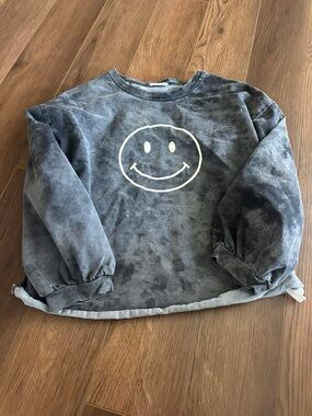 Hayden Girls Washed Black Smiley Face Pullover